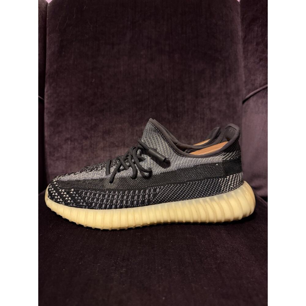 Size 8.5 - adidas Yeezy Boost 350 V2 Low Carbon NO BOX
